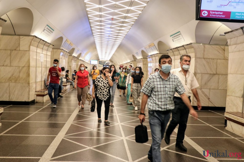 Uzun fasilədən sonra Bakı metrosu - FOTOLAR